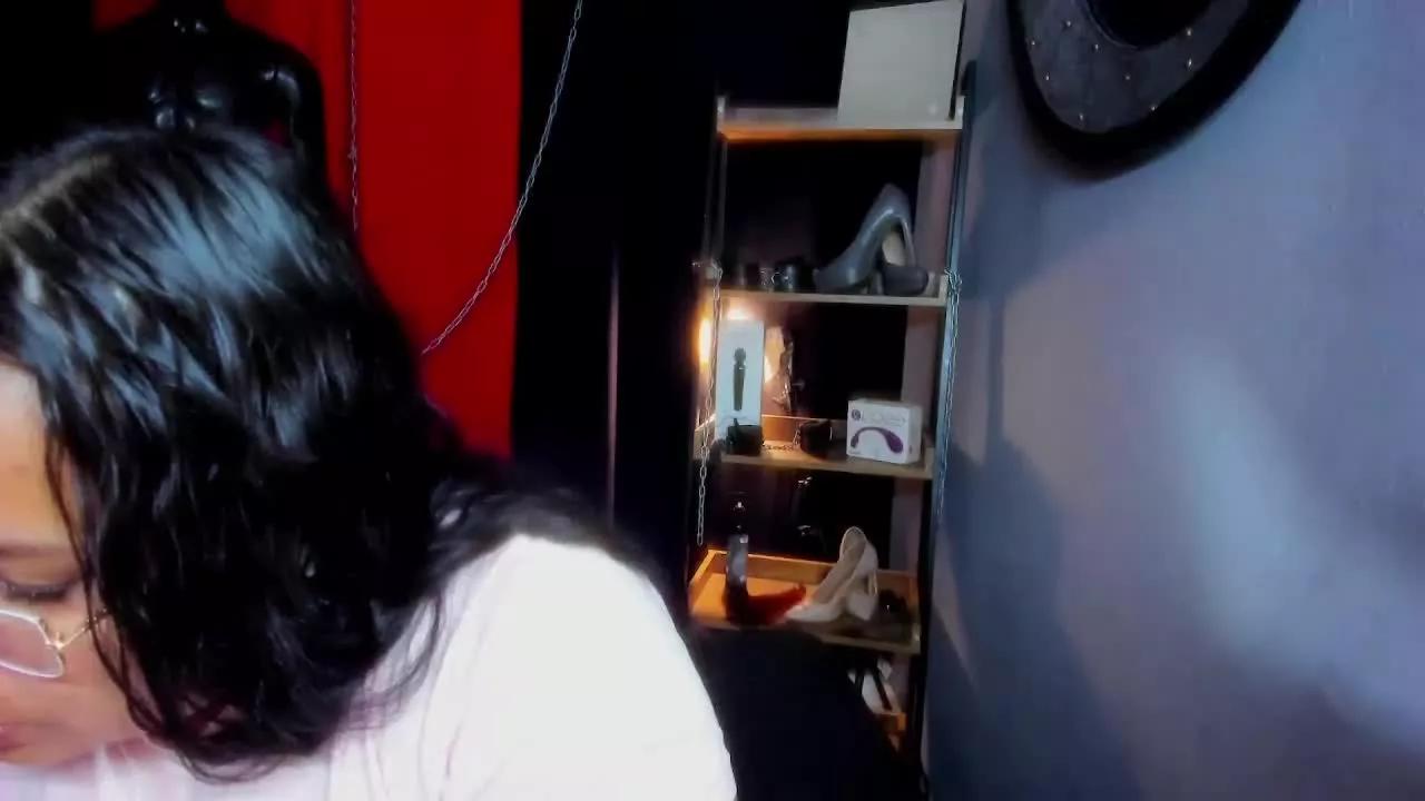 Ava_Squirt on Streamray 