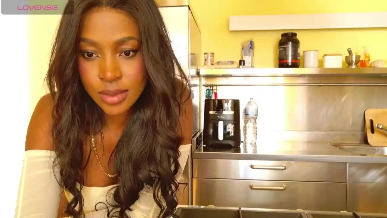 Offline CiaraRose on Streamray