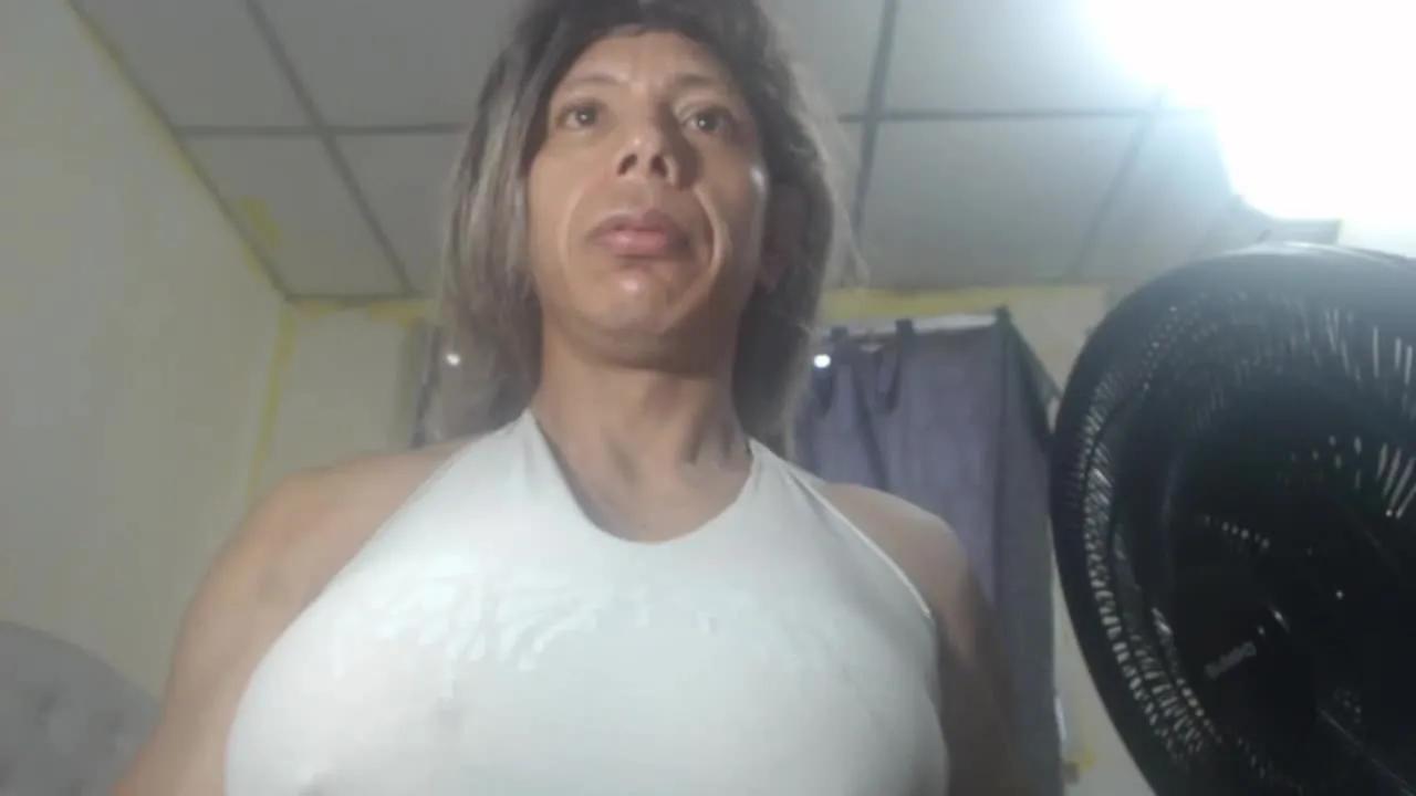 dayanamuscle on Streamray 