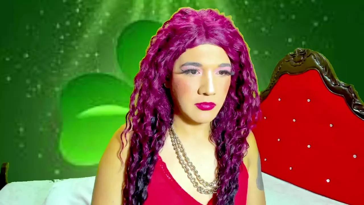 Offline dominant_cockTS on Streamray