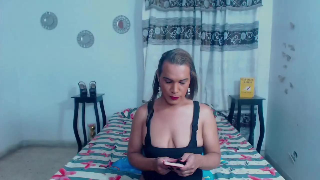 kimberlyfor4TS on Streamray