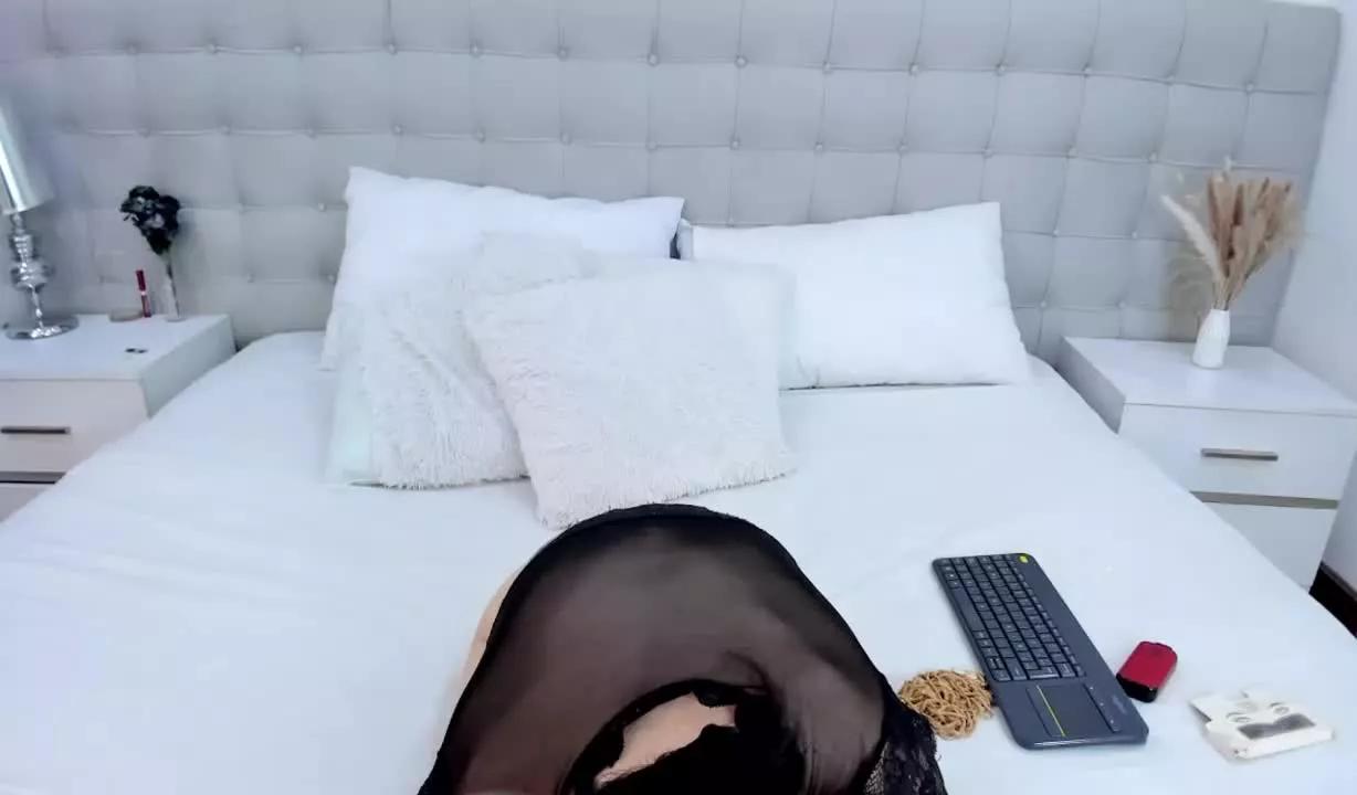 KittyBlosson on Streamray 