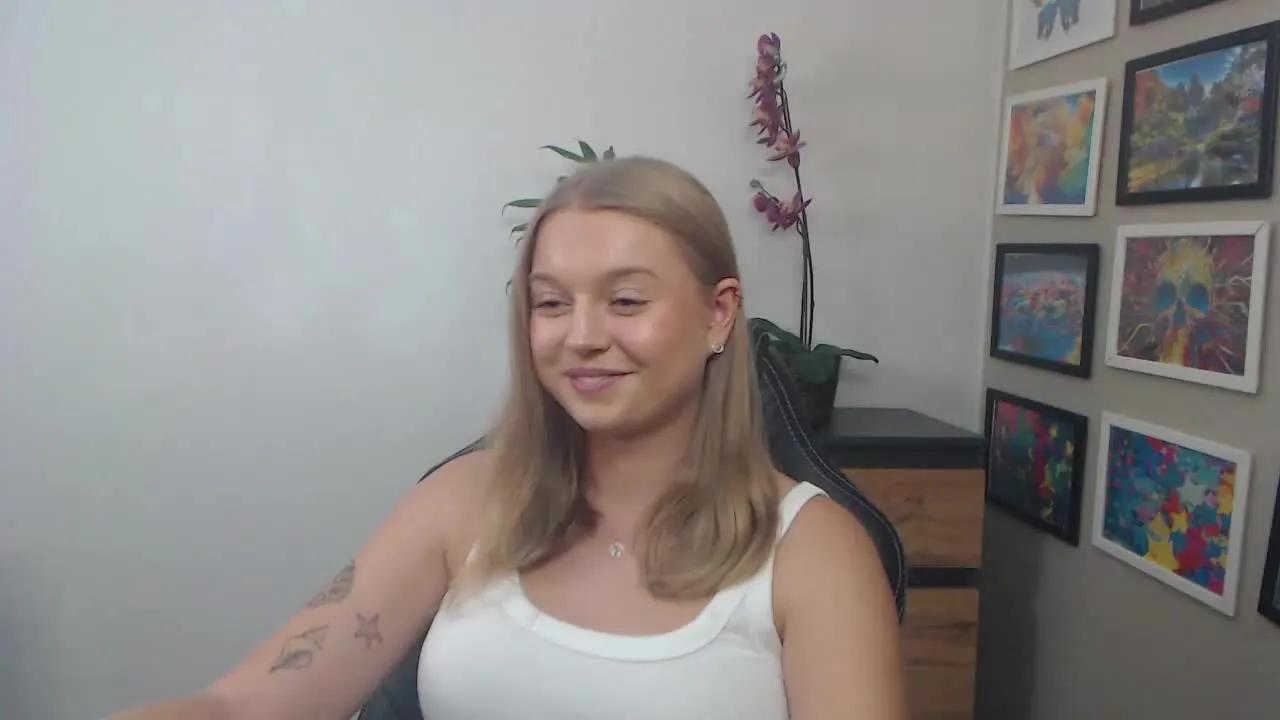 littleERICA on Streamray 