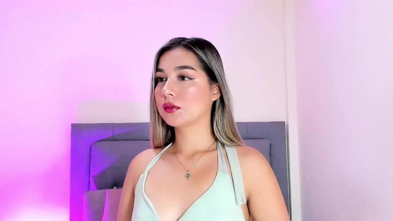 MollyParker on Streamray