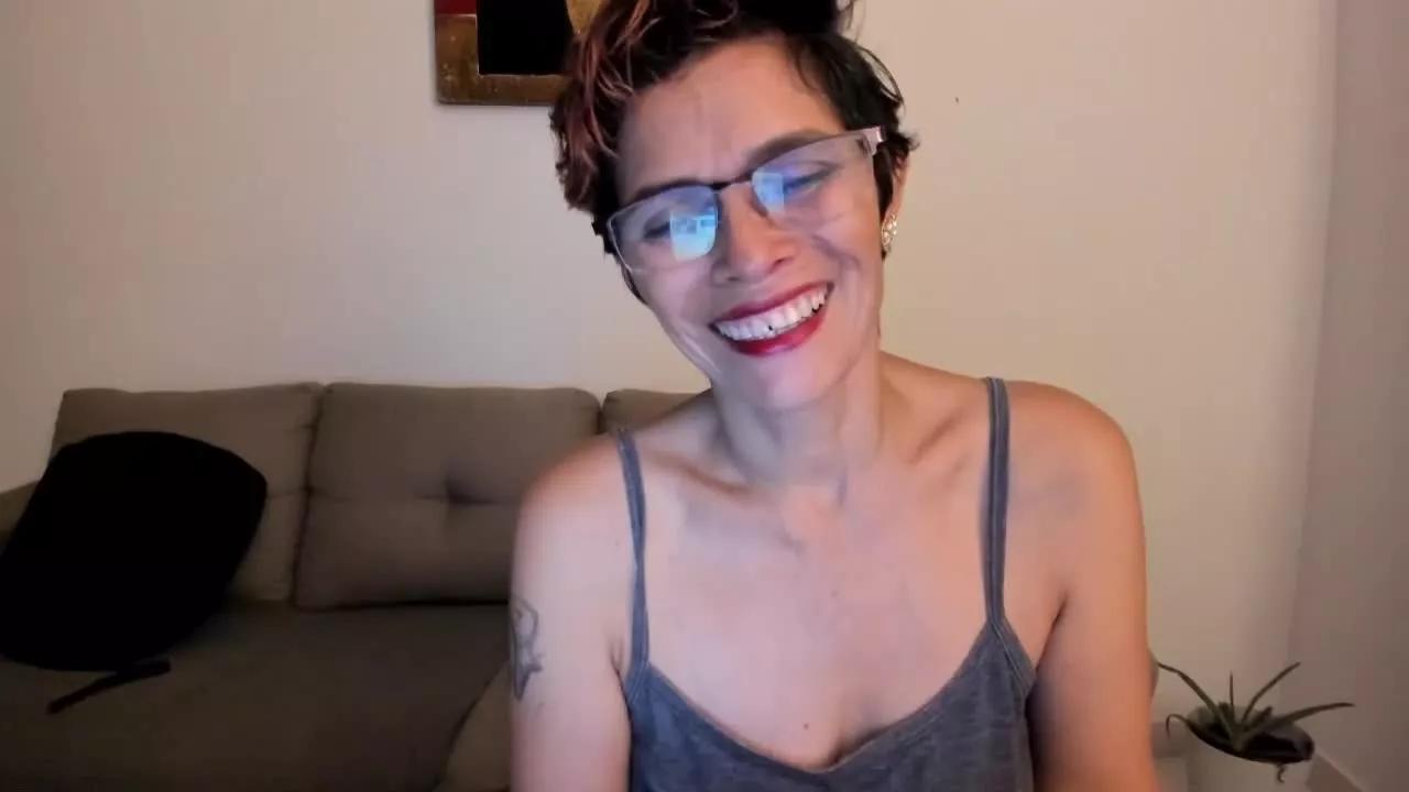 NancyTorresGu on Streamray 