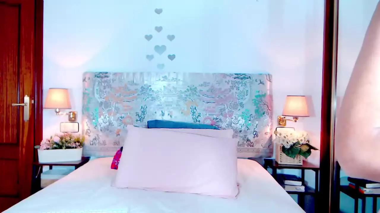 Penelope_perez on Streamray 