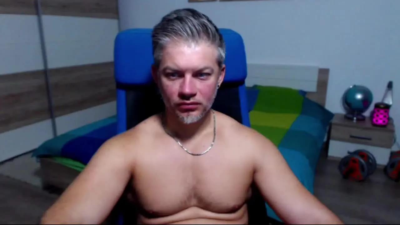 RobbyShawz on Streamray 