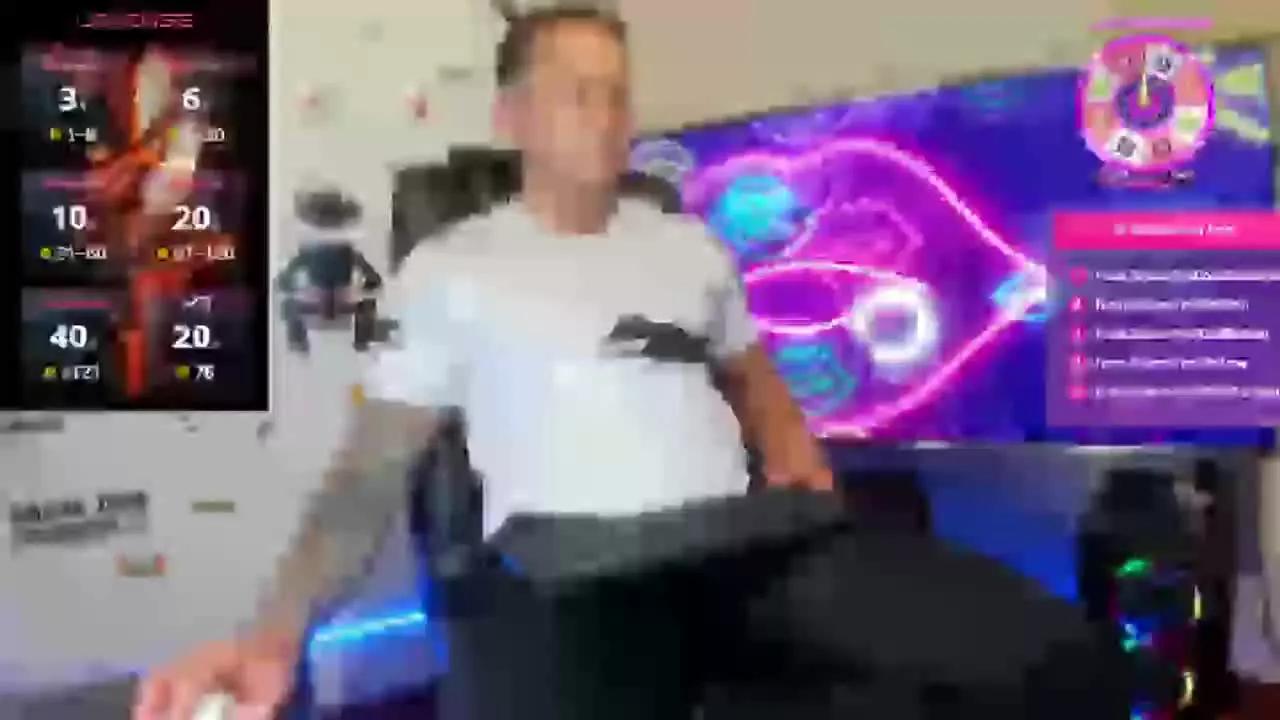 roomnolimitss on Streamray 