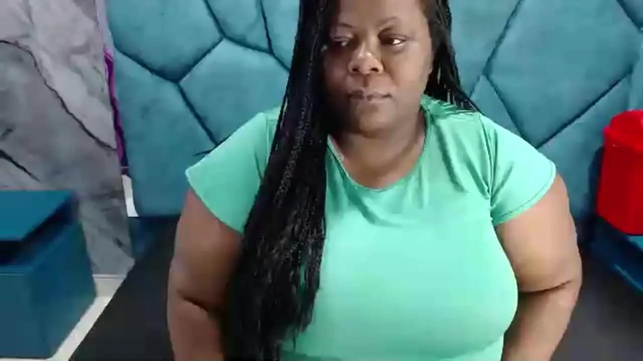 Offline ShantalBrown on Streamray