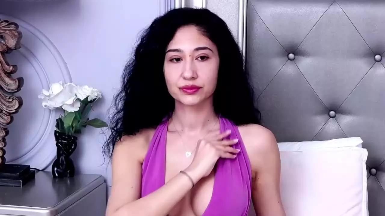 Offline VanessaCulpo on Streamray