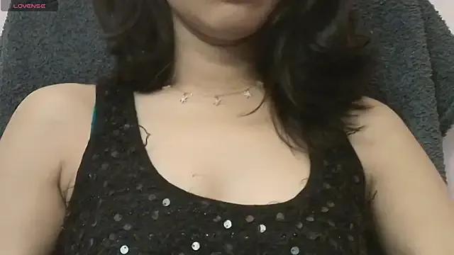 Discover 2min-MAGGIE's gorgeous live production for fascinating hotness 2min-MAGGIE from StripChat