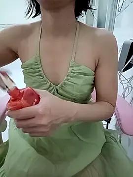 ___Erin___ on StripChat 