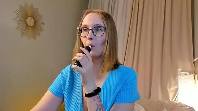Agatha_Mott on StripChat 
