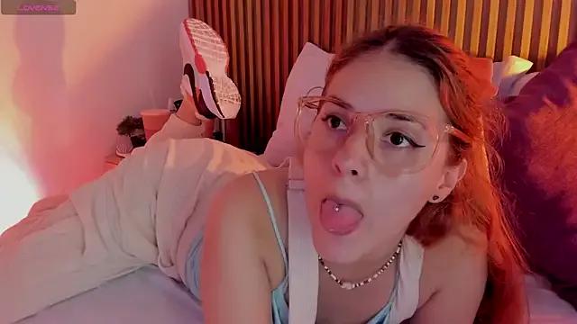 Freechat alliss_ginger_ on StripChat