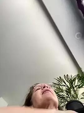 AnnikaRose on StripChat 