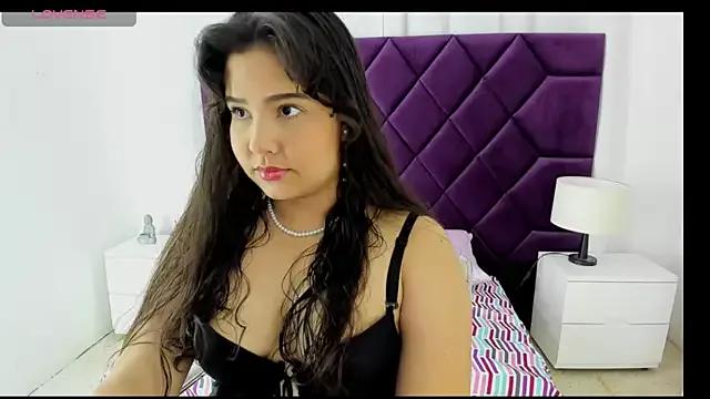 AnyaGrahann on StripChat 