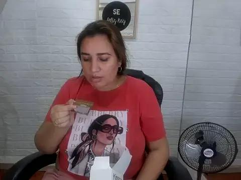 Arianna_Hot777 on StripChat 