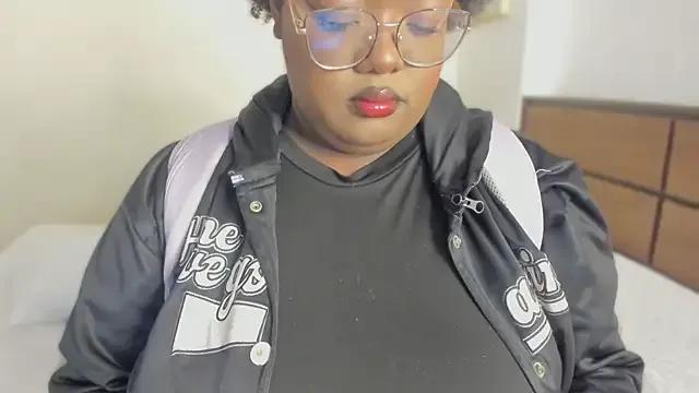 Ayana_ebonny_ on StripChat 