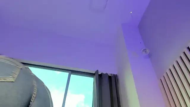 bella_lovers_ — Freechat on StripChat