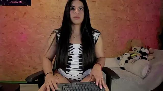 Freechat Biancastrongg on StripChat