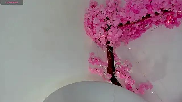 Doll_Isa_ on StripChat 