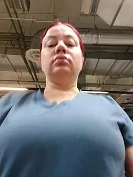 Ella__Kross on StripChat 