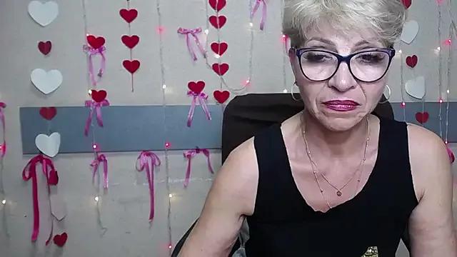 EllaBonito on StripChat 