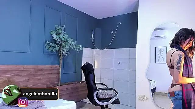 Fallen_Angel999777 on StripChat 