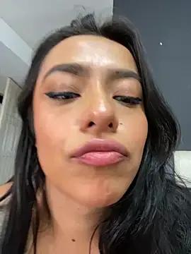 Freechat foxxy_nasty on StripChat