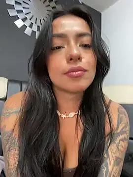 Freechat foxxy_nasty on StripChat