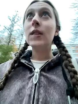 Cute FroggyAnna will encourage your desires in a sweet stream FroggyAnna from StripChat