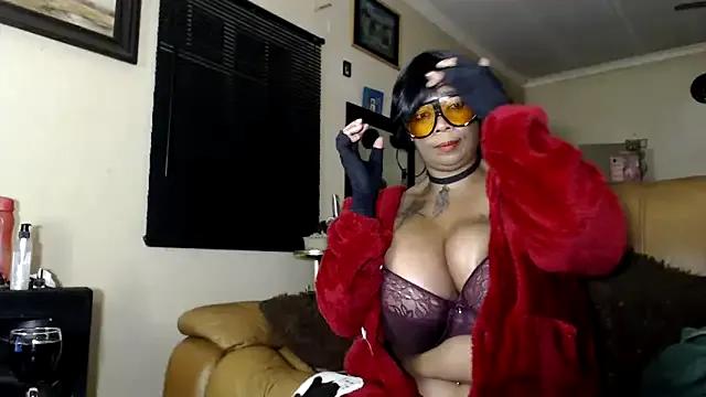 Freechat Gucci_Bx on StripChat