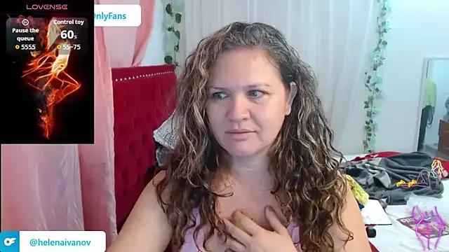 helenca43 on StripChat 