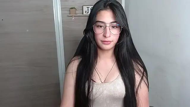 Katty_love01 on StripChat