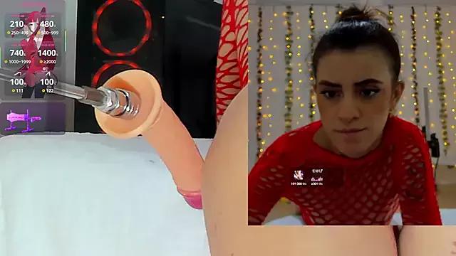 Kitty__Rose__ on StripChat 