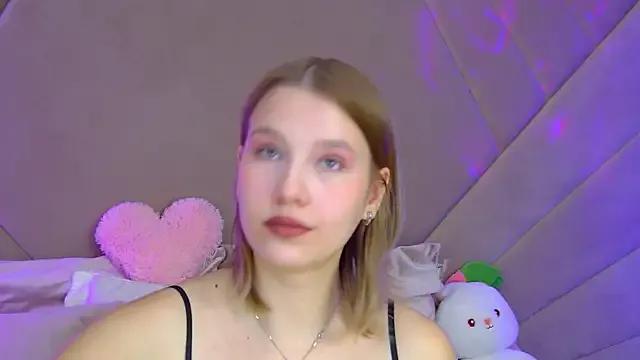 Freechat LiliLinn on StripChat
