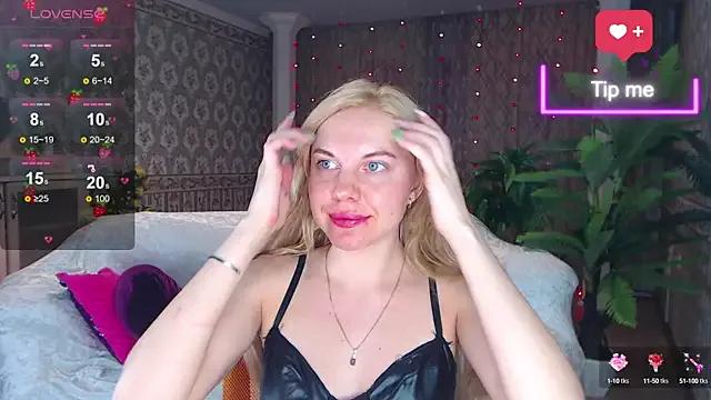 LiSinDoll on StripChat 