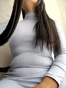 Liulee2 on StripChat 