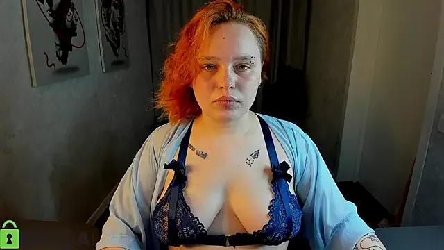 Looly_Rise on StripChat 