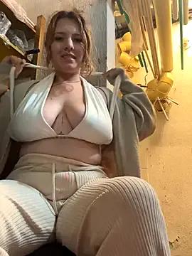 Freechat MADAME-ARLETTE on StripChat