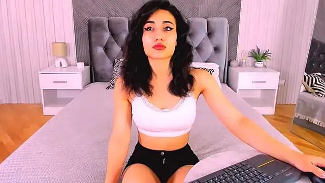 Maya_Rogerss on StripChat 