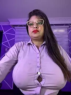 MiiaaJoness on StripChat 