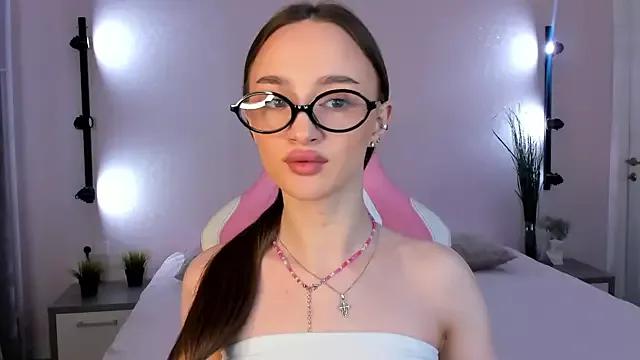miiss__lulu on StripChat 