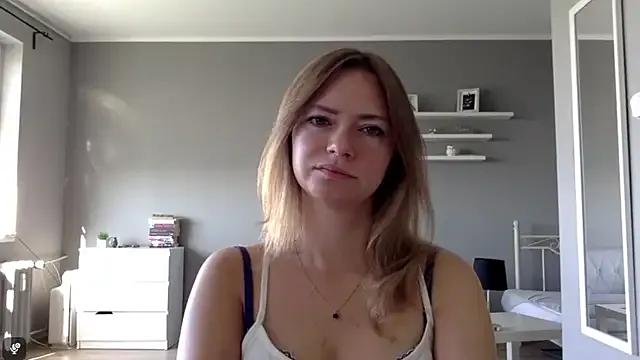 MillieShow on StripChat 