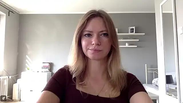 MillieShow on StripChat 