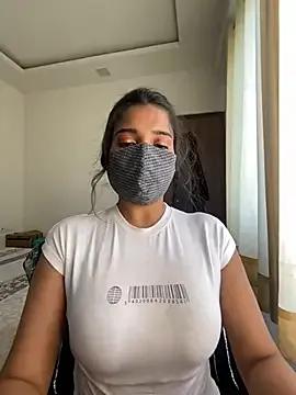 miss_lina on StripChat 