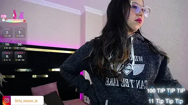 Moon_Water__ on StripChat 