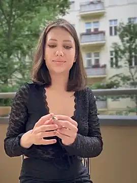 Musae — Spread my holes +:gift: last tip