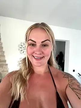 Freechat NastyMilf_ on StripChat