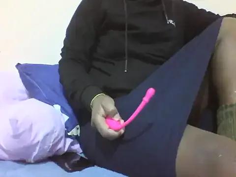 NATASHALUCKY on StripChat